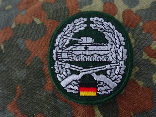 A30-14 Barett Abzeichen Bundeswehr Stoff Panzergrenadiere - Bild 1 von 2