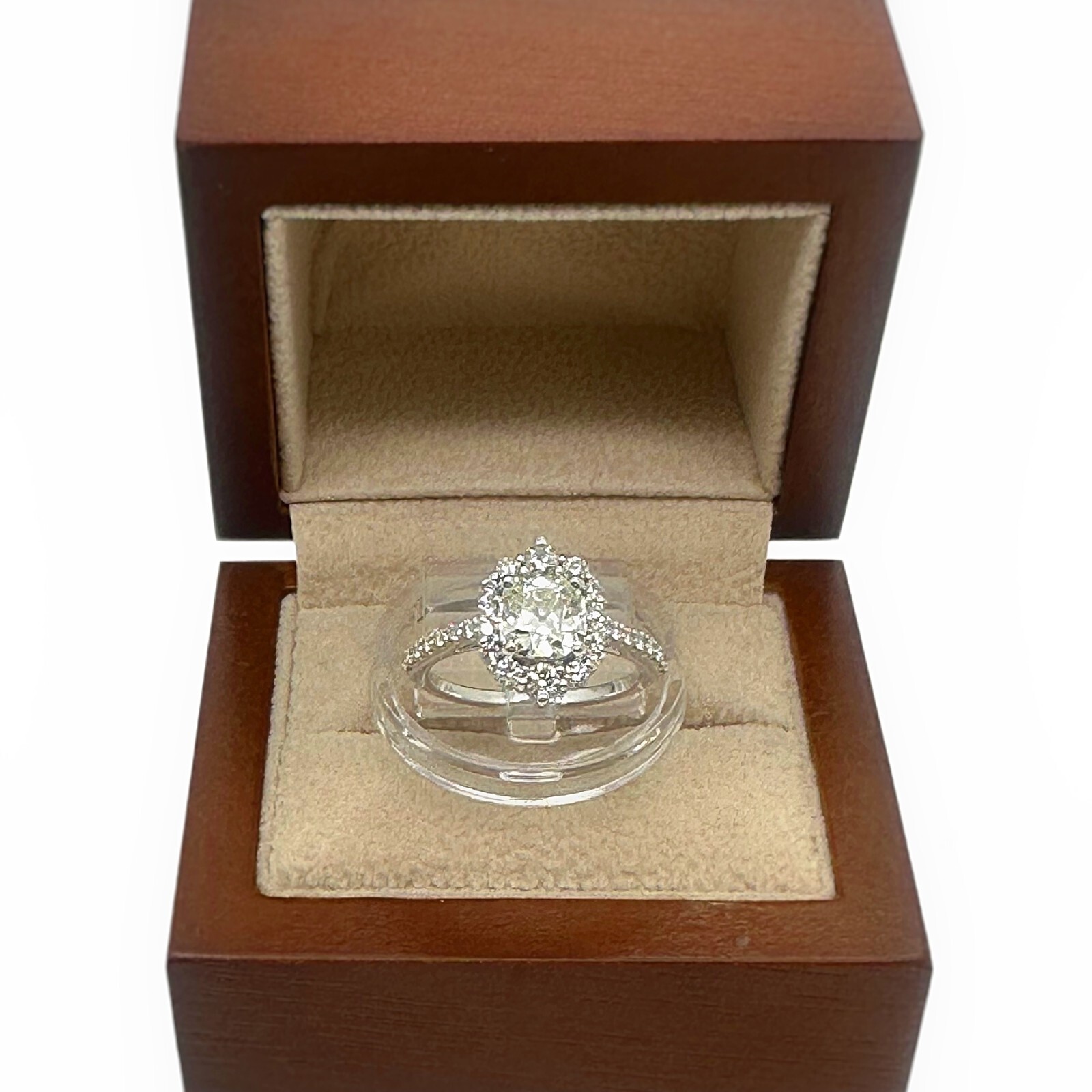 Round Cornered Rectangular Brilliant Diamond 1.10… - image 9