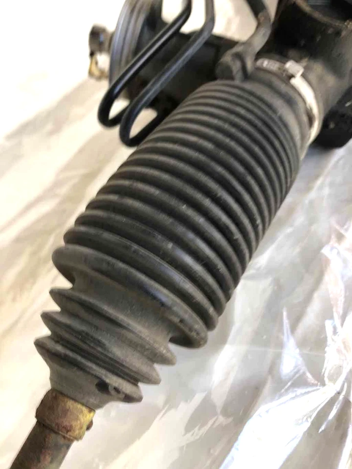 1993 - 2002 NISSAN QUEST 3.3L 6 Cylinder Steering Gear Power Rack and Pinion Foto 3 de 4