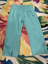 Nike Sportswear Size XL Everyday Modern High-Waisted Fleece Open-Hem Pants Green