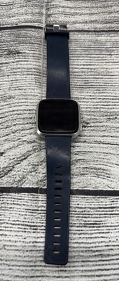 FITBIT Versa FB504 Wireless Fitness Tracker Watch