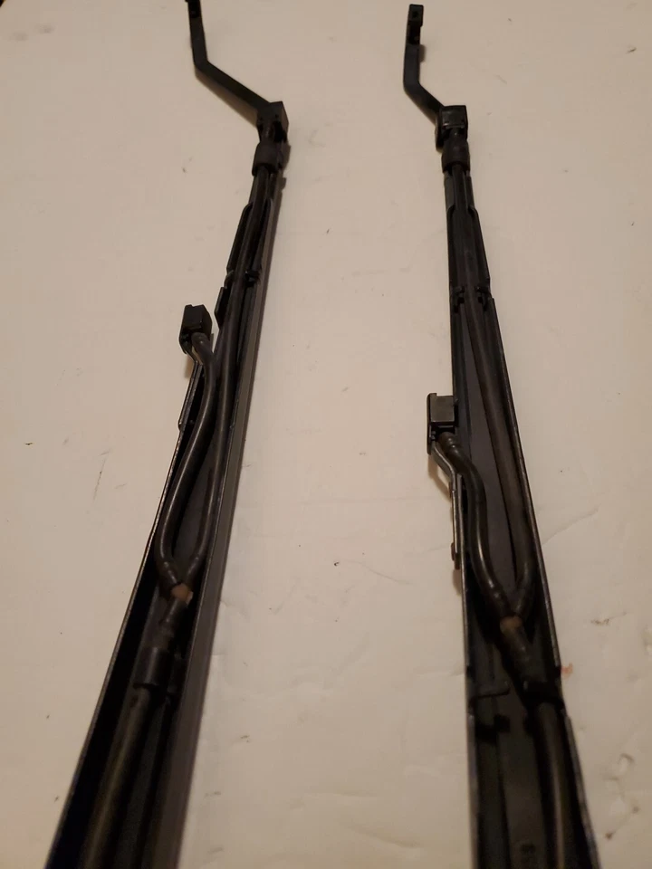 Chevy Monte Carlo 2000 2005 brazos limpiaparabrisas izquierdo y derecho OEM  Foto 4 de 4