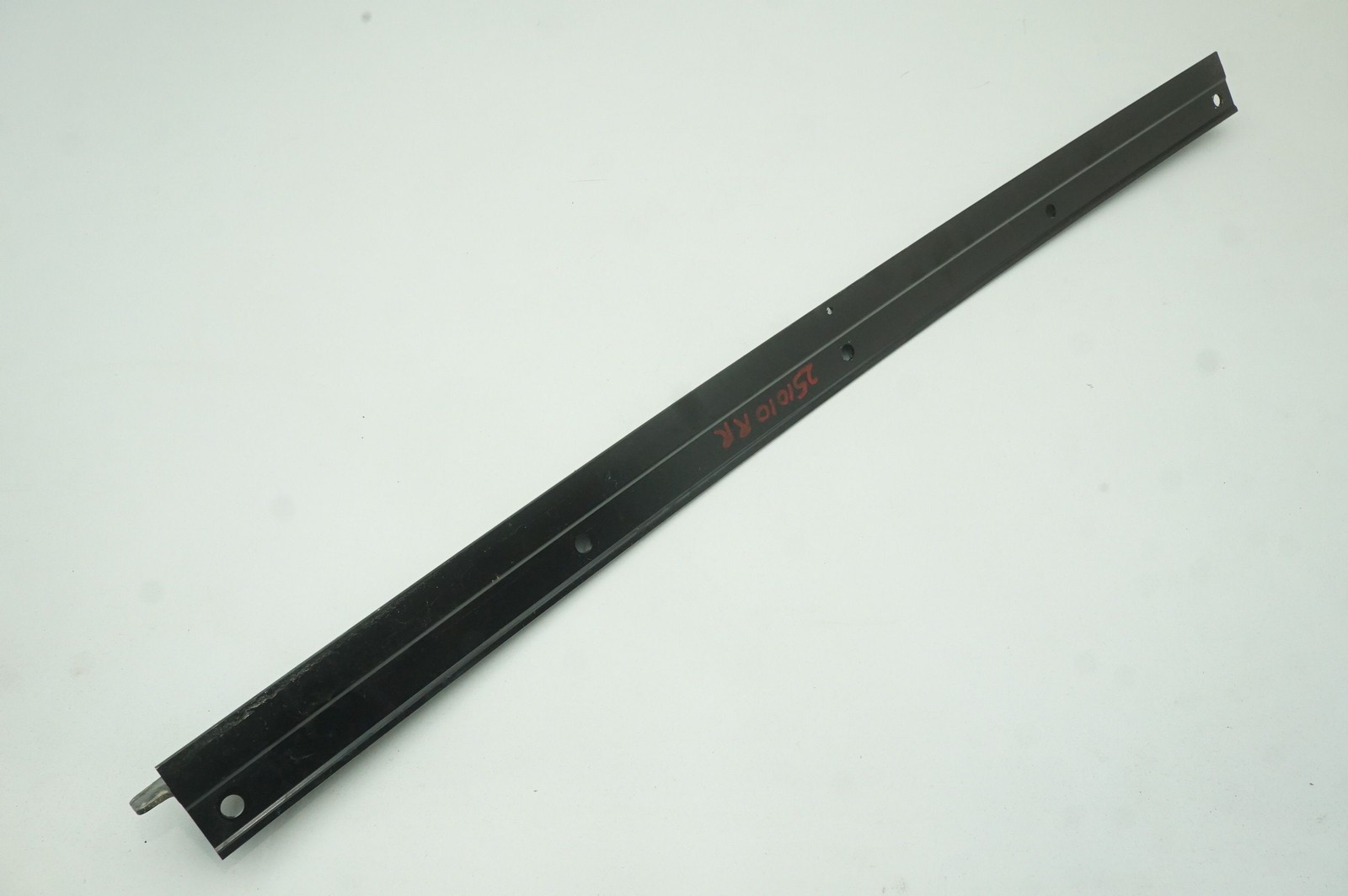 Rear Bumper Upper Brace Top Mount OEM 51127040026 Rolls Royce Phantom Vii 2006