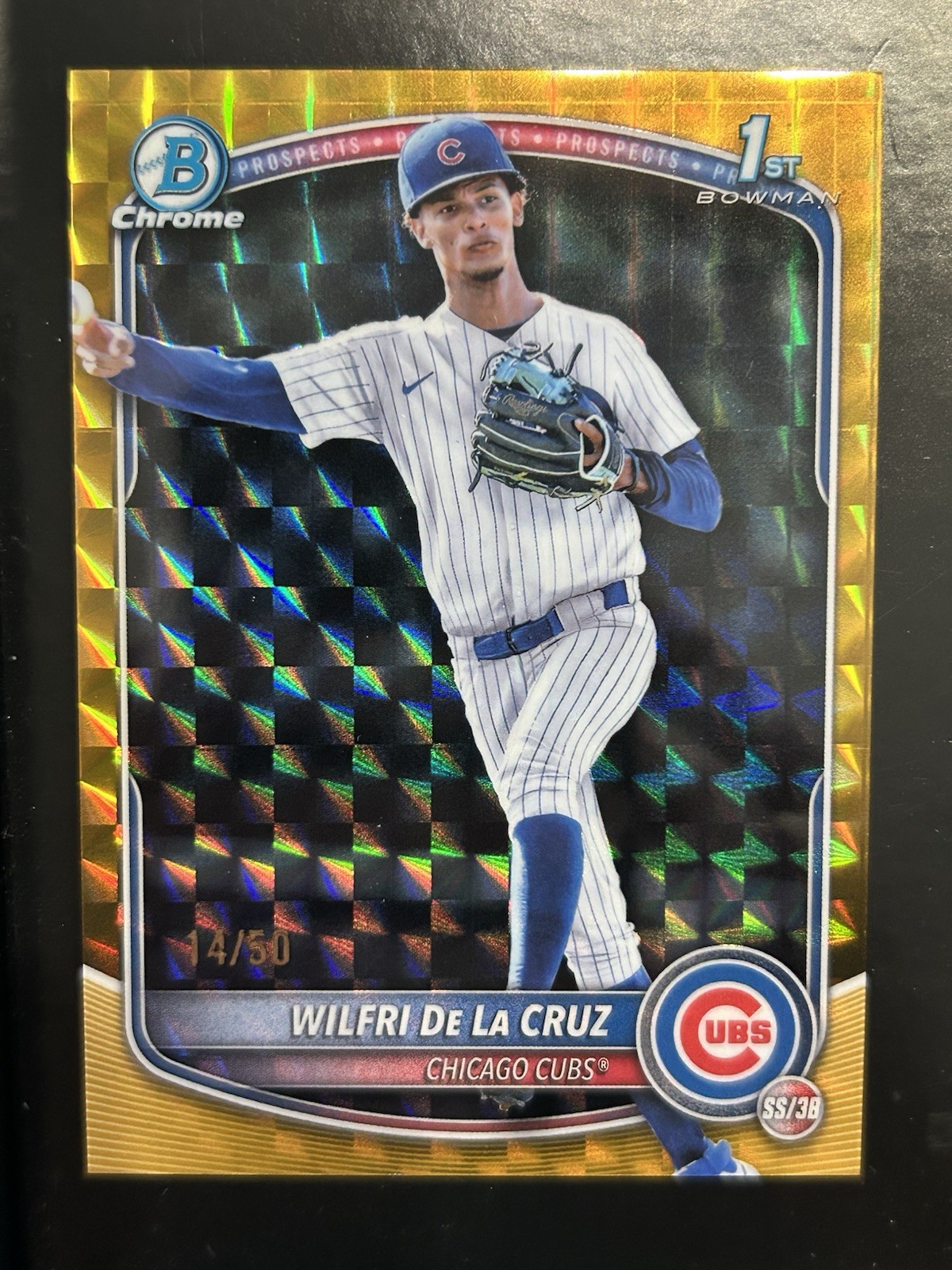 2025 Bowman Chrome Wilfri De La Cruz 1st Bowman Gold Geometric /50 Cubs