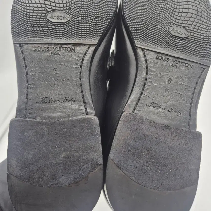 Louis Vuitton Black Loafer Shoes for Men - Size 255-260 thumbnail 6