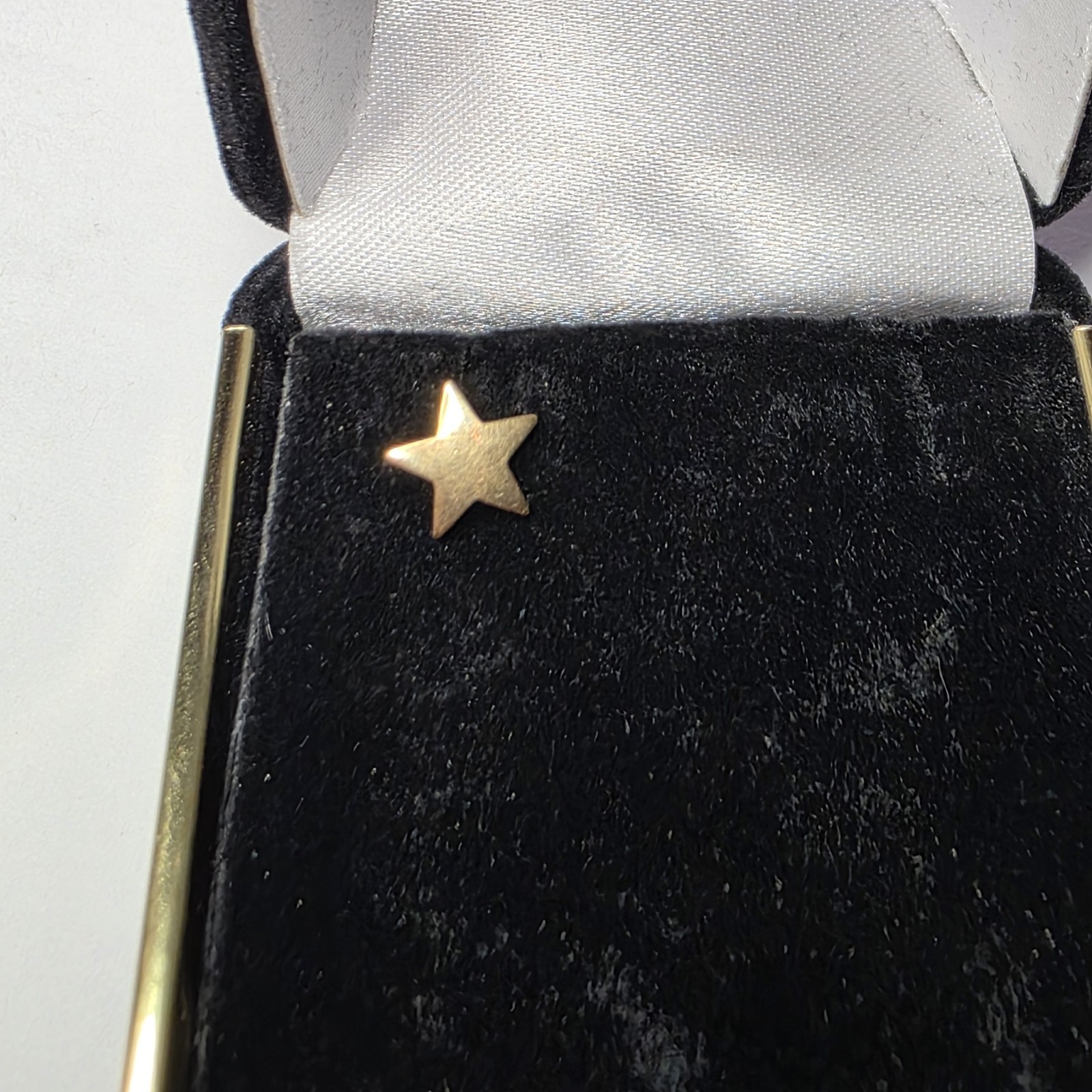 14K Solid Yellow Gold Single Star Stud Earring - image 12