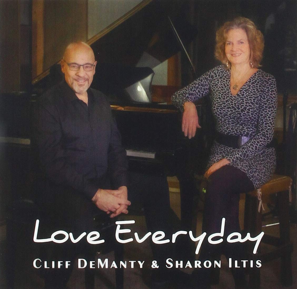 Шарон Илтис Любит каждый день (CD)