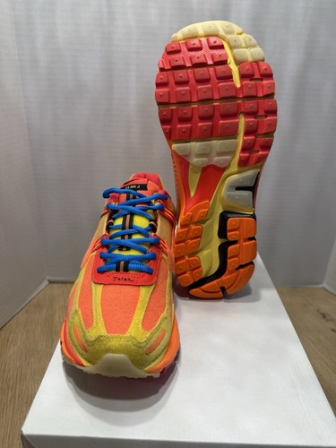 Size 7.5 - Nike Air Zoom Vomero 5 Doernbecher 2023 - Picture 5 of 6