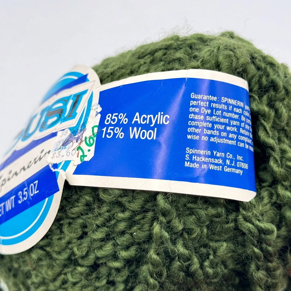 3 Vintage Balls Spinnerin SUSI Olive Green Crinkly Acrylic & Wool Yarn - Image 3 of 4