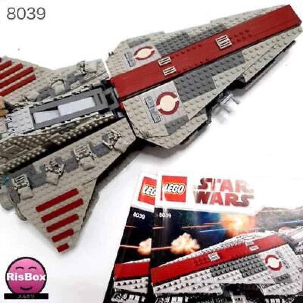 LEGO Star Wars Venator Class Republic Attack Cruiser 8039 Kit Block