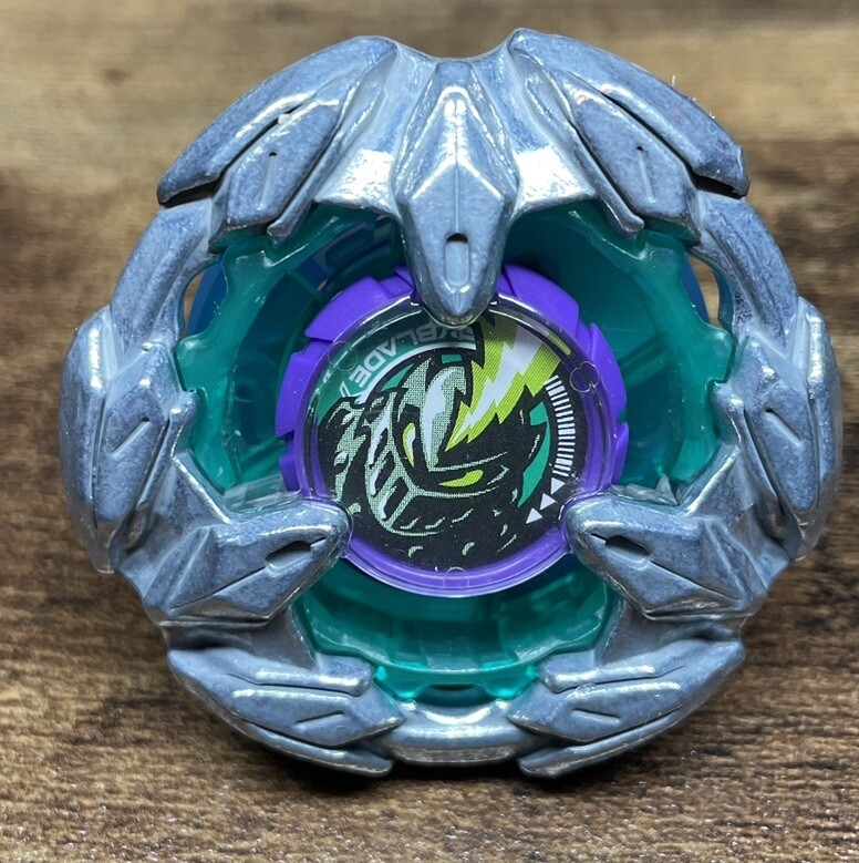 Takara Tomy Beyblade X | BX-13 Knight Lance 4-80HN High Needle