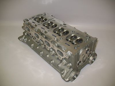 1987-1989 Isuzu I-Mark Engine Cylinder Head Assembly 4XE1