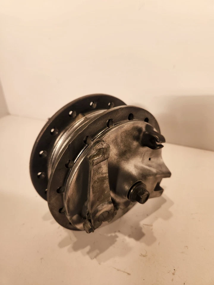 1990 Suzuki DR100 Front Hub - Free Shipping - Image 2 of 4