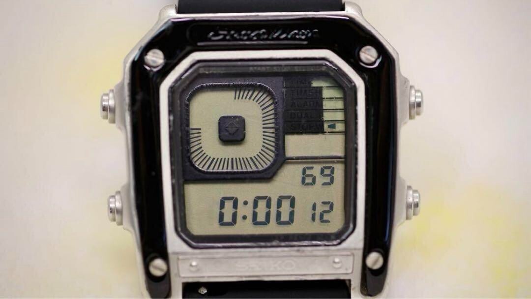 Seiko Digital Watch G757-5000 James Bond Octopussy Chrono