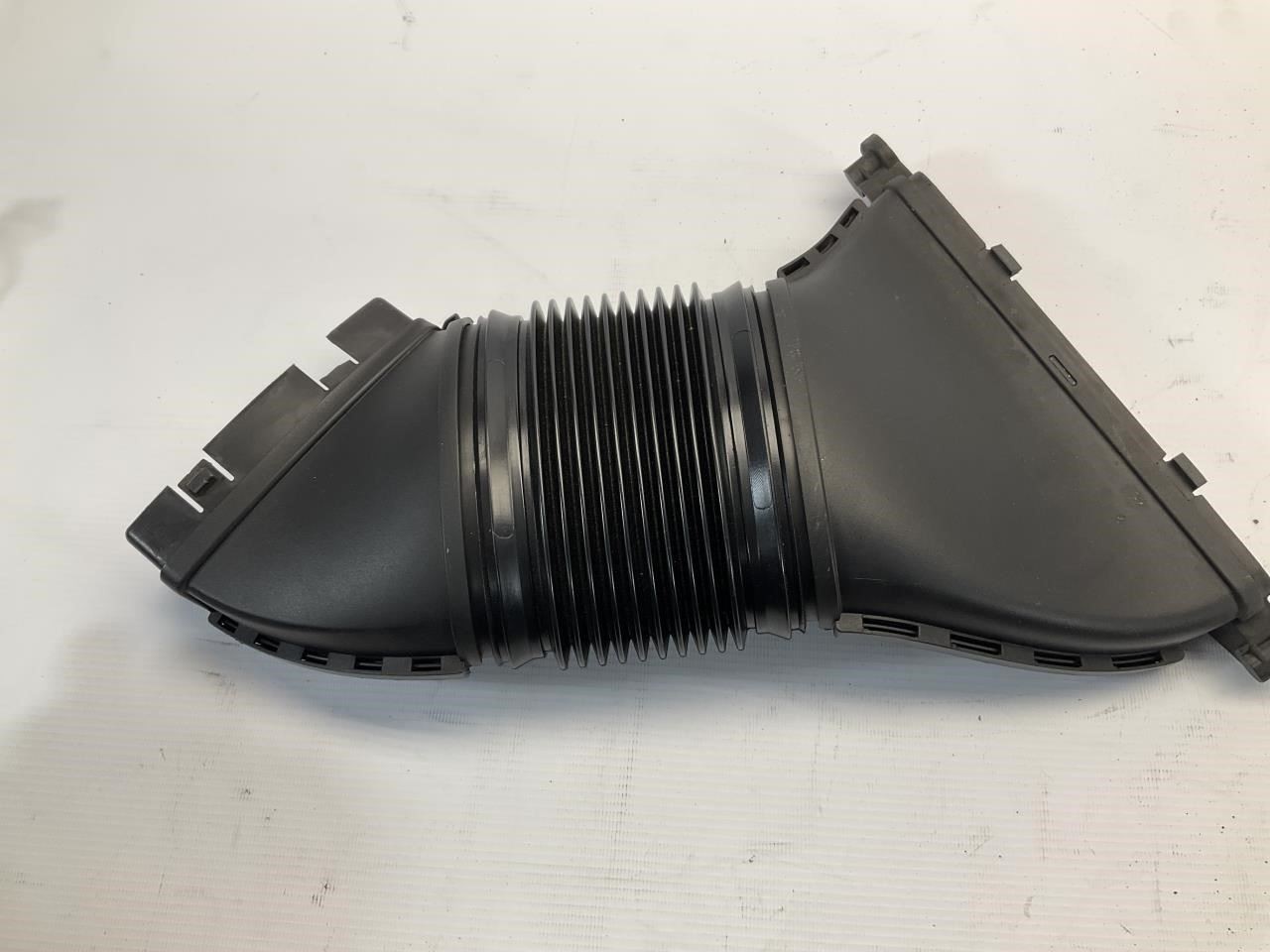 Maserati Levante 2017-2022 LEFT Intake hose P/N 210254362