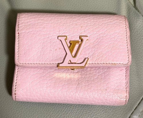 Louis Vuitton Tri-Fold Wallet Pink Capucines