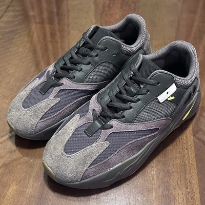 Adidas Yeezy Boost 700 Mauve Brown Gray Leather (EE9614) Men's Size 10.5 NWOB