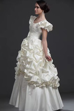 Puffy Sleeve Ruched Bridal Dress Plearls Beaded Wedding Dress Princess Bridal