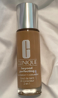 Clinique Beyond Perfecting Foundation + Concealer 10 Honey Wheat WN 54  1oz/30mL