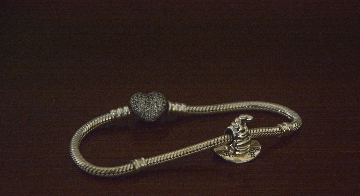 Pandora moments sparkling heart clasp snake chain bracelet deals