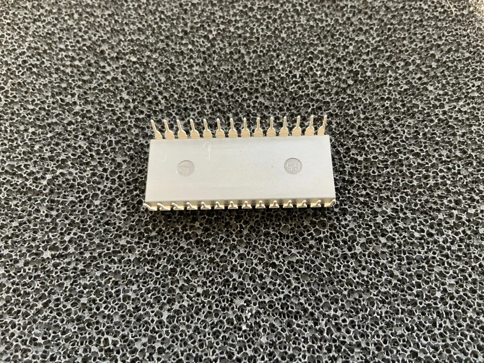 MB84256-15LL FUJITSU DIP 28 IC Ram - Image 4 of 4