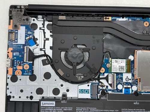 Lenovo ThinkPad E15 Gen 3 15,6" Ryzen™ 7 5700U 8 Go RAM SANS SYSTÈME D'EXPLOITATION/SSD/PIÈCES D'ALIMENTATION - Photo 14/17