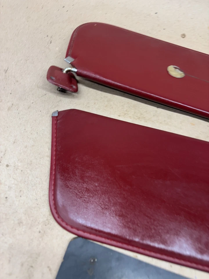 1980-1986 F150 F250 F350 BRONCO PÁRA-SOL VERMELHO DECENTE TETO DA CABINE INTERIOR - Imagem 2 de 4