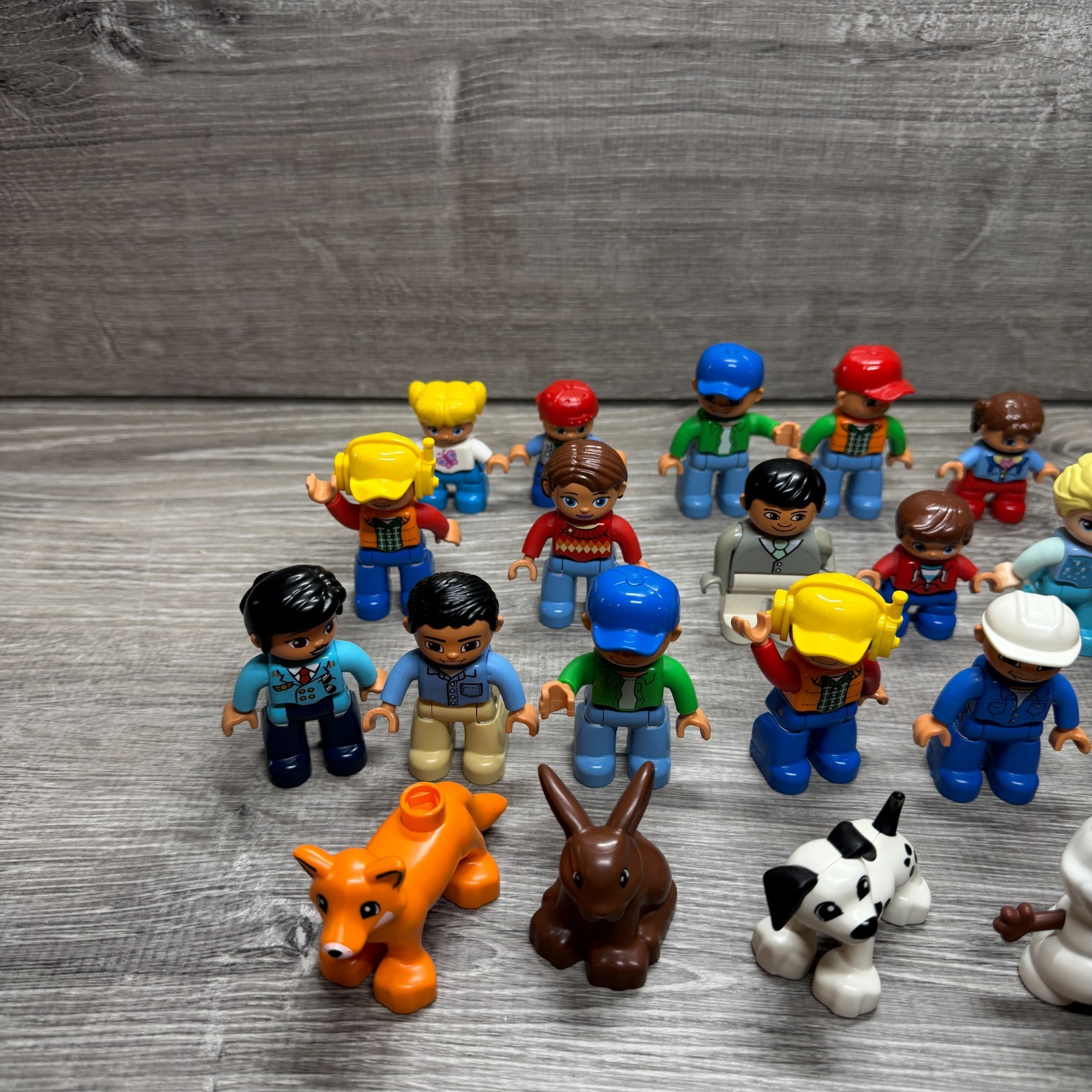 Mix di Figurine LEGO DUPLO Disney e Animali foto 2