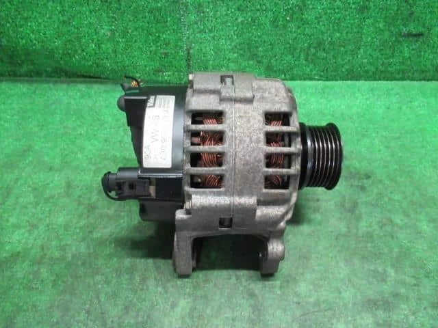 Alternador VOLKSWAGEN Golf 2002 GF-1JAPK [Usado] [PA91526606] Foto 2 de 4