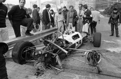 Mike Walker�s McLaren M4A Ford surrounded by onlookers after a hea- Old Photo 3