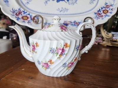 Rare 4.3/4''  Aynsley Bone China Cabbage Roses Child Size Teapot