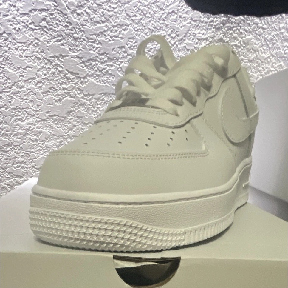 Nike Air Force 1 Low '07 White for Sale | Authenticity Guaranteed