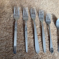 8 Mixed Set Cutlery. Stainless Steel. Made In England Viners/Firth