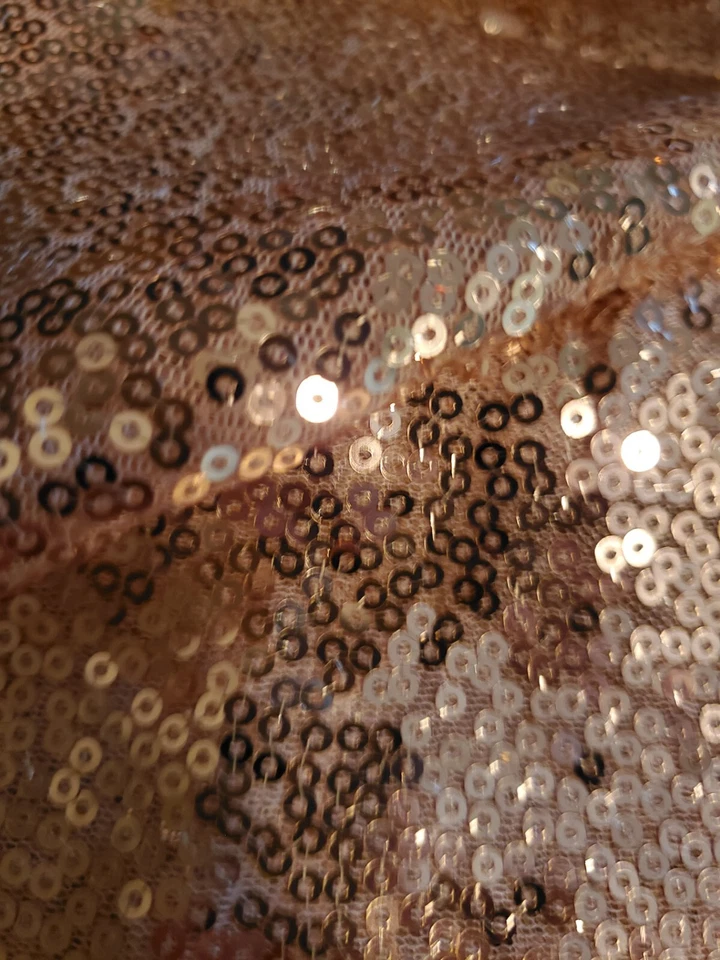 Lantejoula blush leve GLITZ na base de tafetá casamentos feriados celebrações 72 x 62 - Imagem 3 de 4