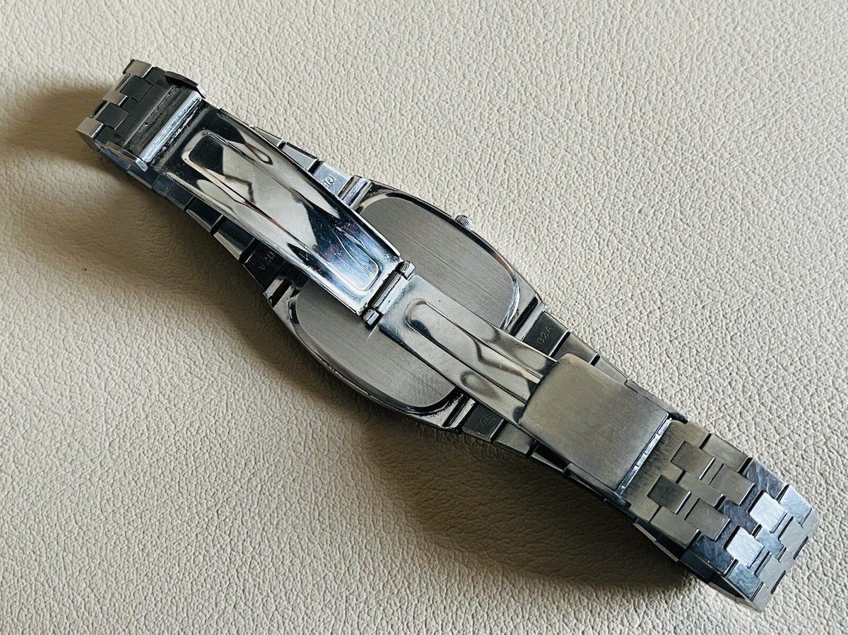Vintage 1980 SEIKO Seagull Quartz Wrist watch Men JAPAN 6030