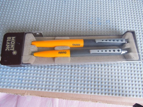 BEAUTIFUL YELLOW/ BLACK CAP MONTBLANC CARERRA FOUNTAIN PAN AND BALLPOINT SET!! - 第 1/12 張圖片