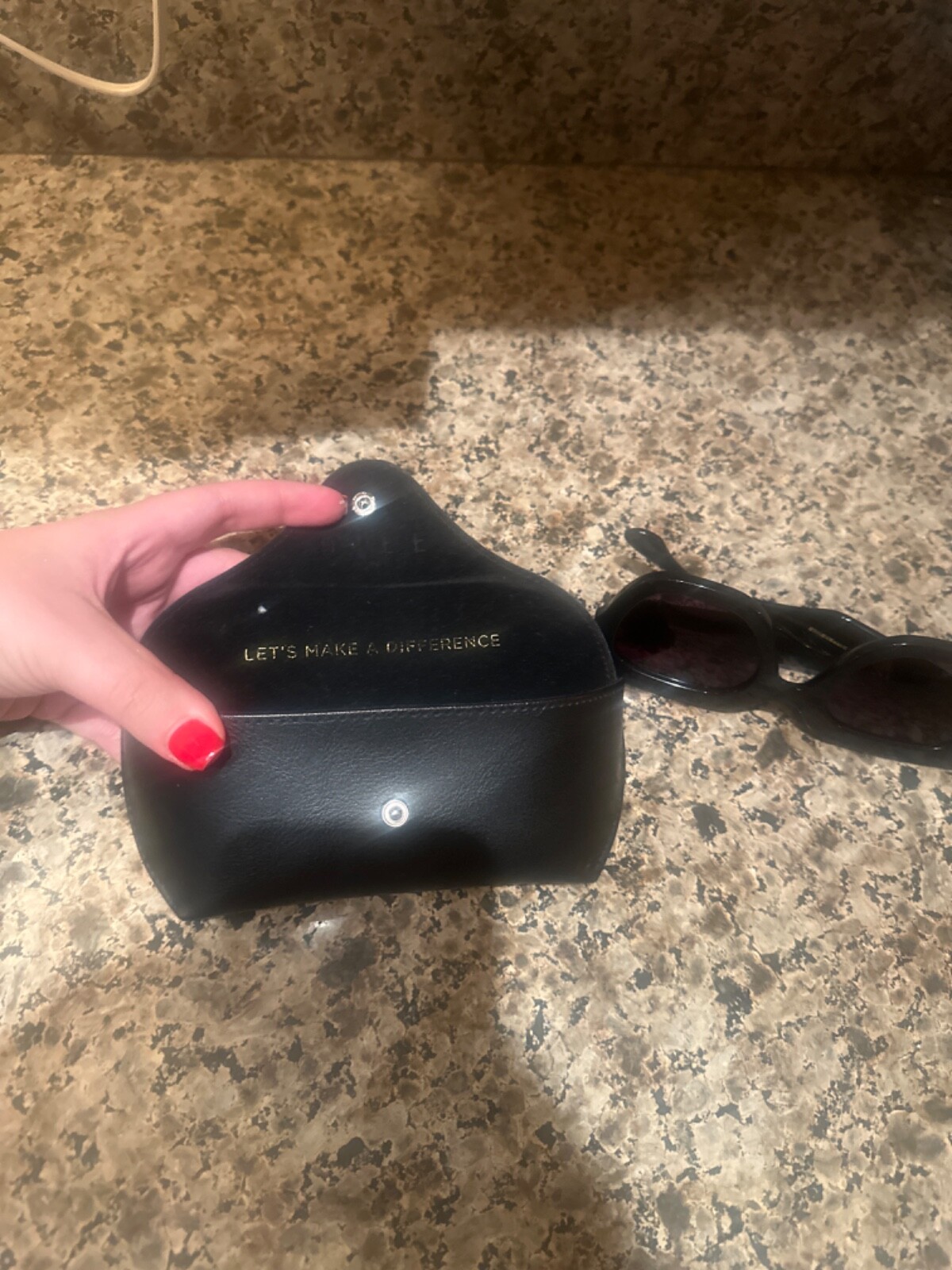 DIFF sunglasses - image 6