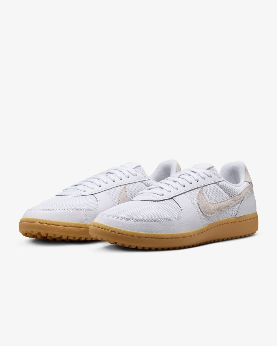 ☆送料無料☆ NIKE FIELD GENERAL FTBL ☆ Nike Field General 82 SP White Light Bone Gum HJ3239-100