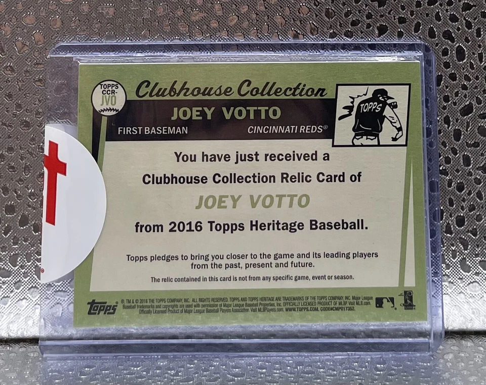 2016 Topps Heritage Joey Votto Reds Clubhouse Collection Patch CCR-JVO - Image 2 of 2