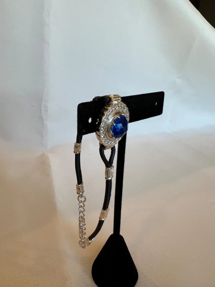 Banda de cuero negro camaleón con detalles plateados 7" (sin pop) Foto 3 de 3