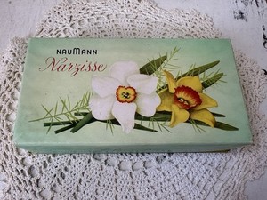 Vintage Naumann Narzisse German Soap Box Beautiful Graphics