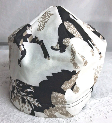 Kerrots Beanie Hat Womens One Size White Horses Equestrian Print Ranch