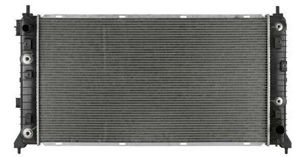 Nuevo radiador para Chevy GMC Silverado Sierra 19-21 4,3 L Foto 2 de 4