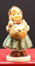 Goebel M.I. Hummel figurine "Chicken-Licken" 385-4/0, TMK7  1st Issue 1991 3" T