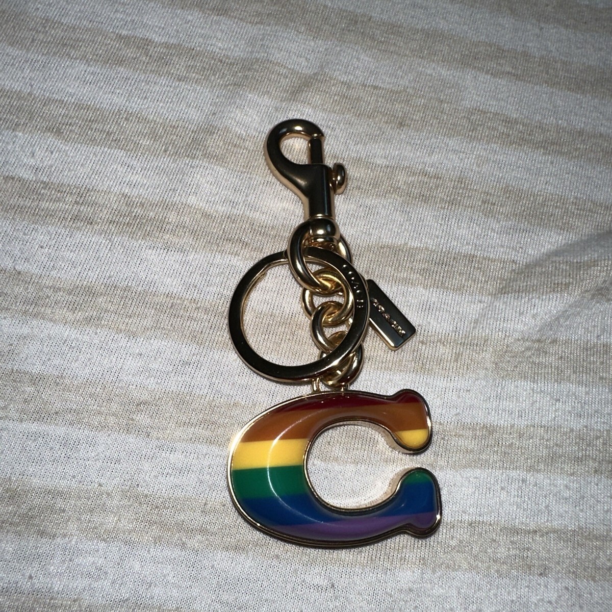 COACH 3D SIG C SPHERE FOB ゴールドキーホルダー