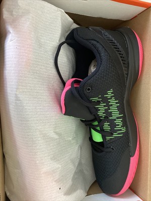kyrie flytrap 2 black pink