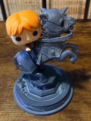 Funko Pop! Harry Potter - Ron Weasley (Riding Chess Piece) #82 *OUT OF BOX*