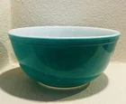 Vintage Pyrex 2 1/2 Qt Mixing Bowl, Green From The Primary Colors Set #403