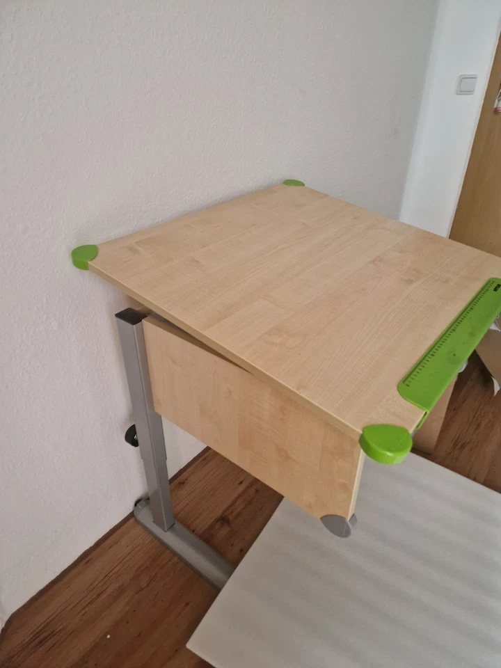 Kettler Schreibtisch für Kinder Schüler höhenverstellbar