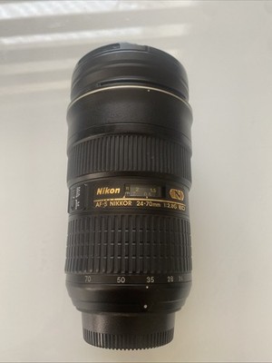 Nikon 24-70 mm F/2.8 SWM AF-S M/A G ED Objektiv